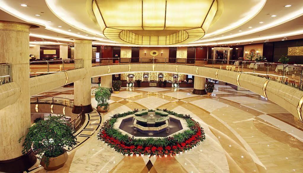 Empark Grand Hotel تشونغتشينغ المظهر الخارجي الصورة