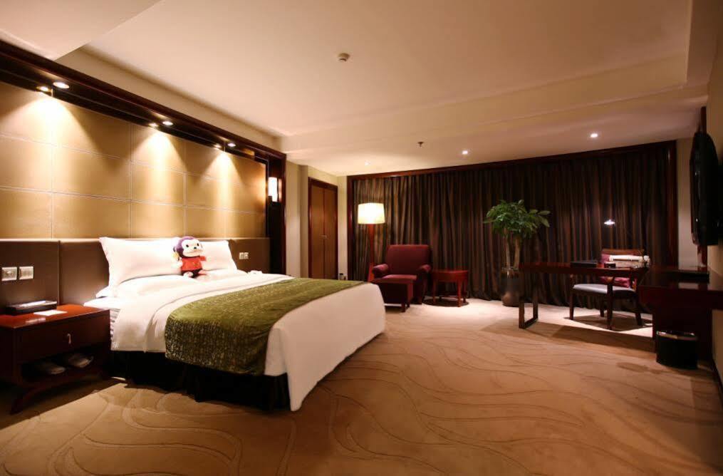 Empark Grand Hotel تشونغتشينغ المظهر الخارجي الصورة